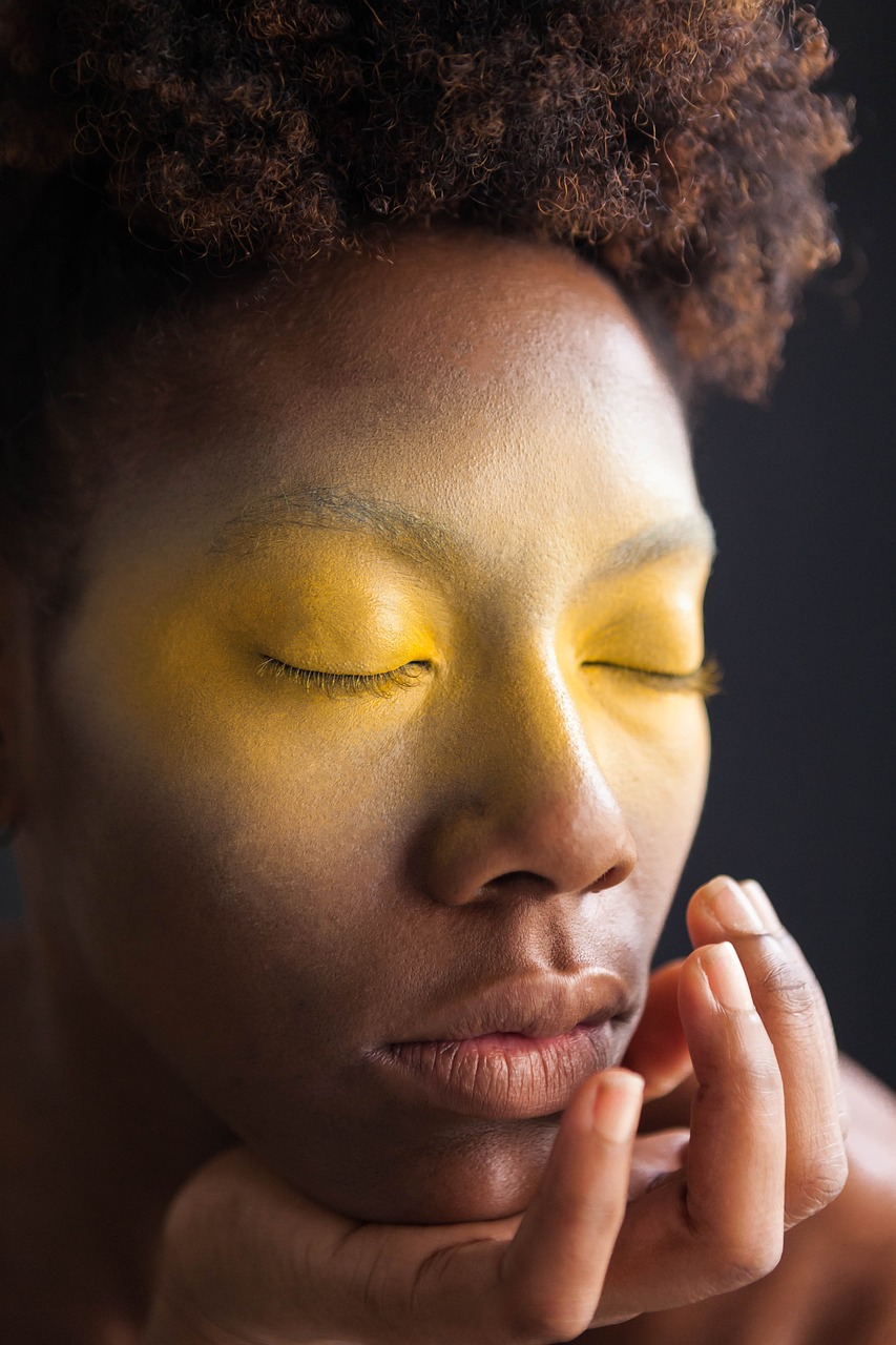 About model, woman, portrait, fashion, beauty, black, yellow, hands, face, model, fashion, fashion, face, face, face, face, face