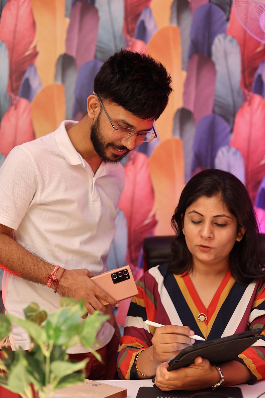 About business, corporate, professional, designer, artist, graphic designer, founder, ceo, cofounder