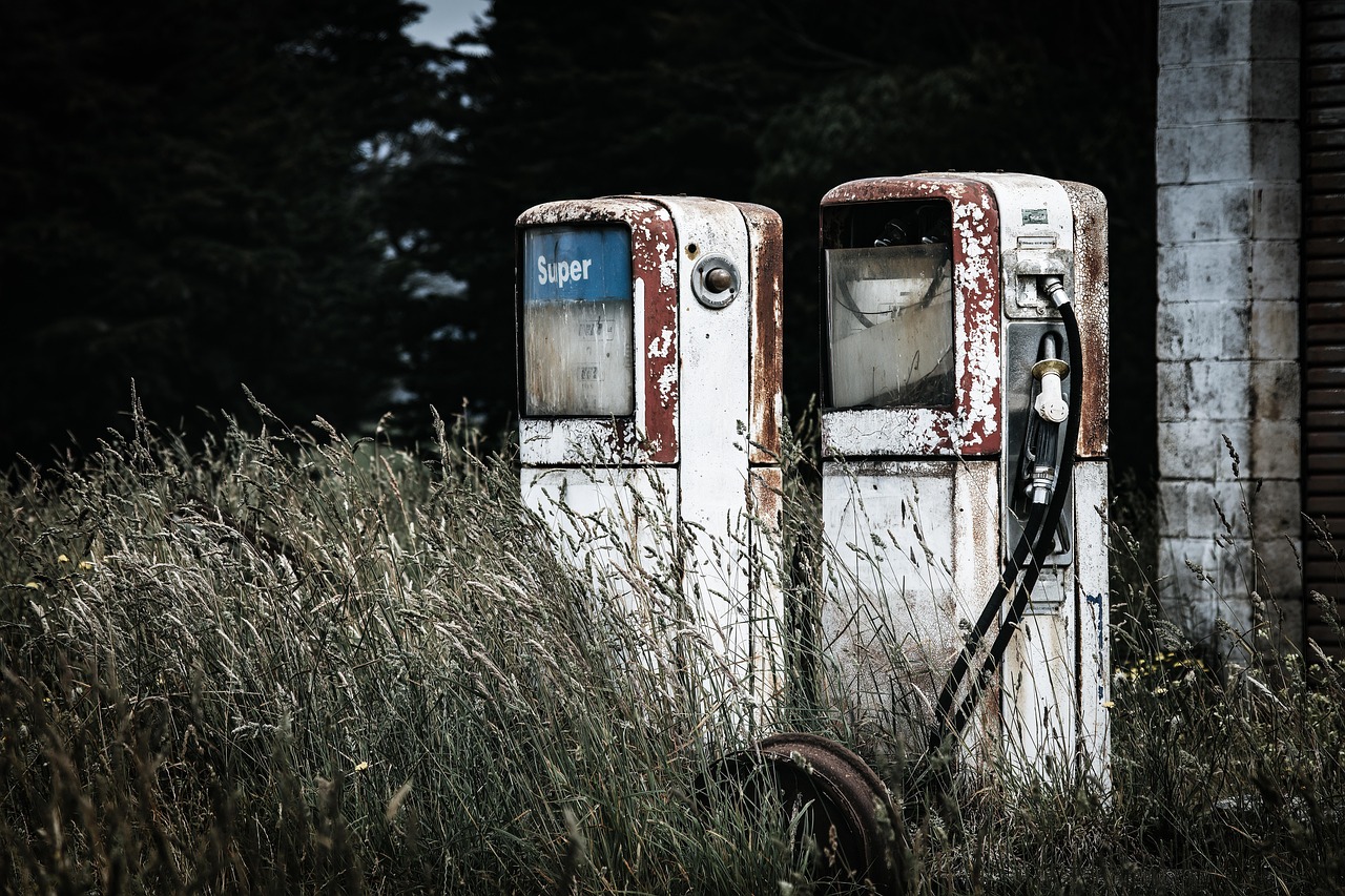 old petrol pump, station