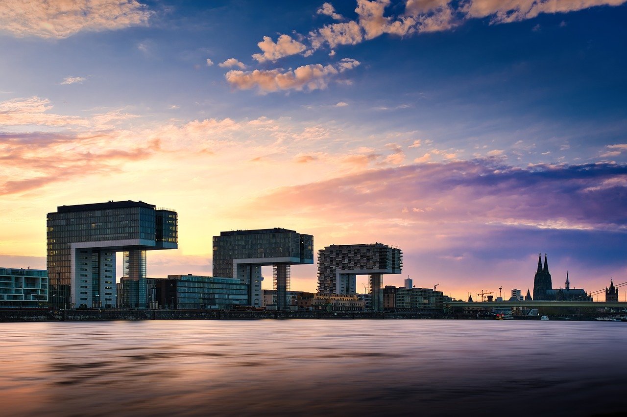 logo-2 (2) Modern riverside architecture