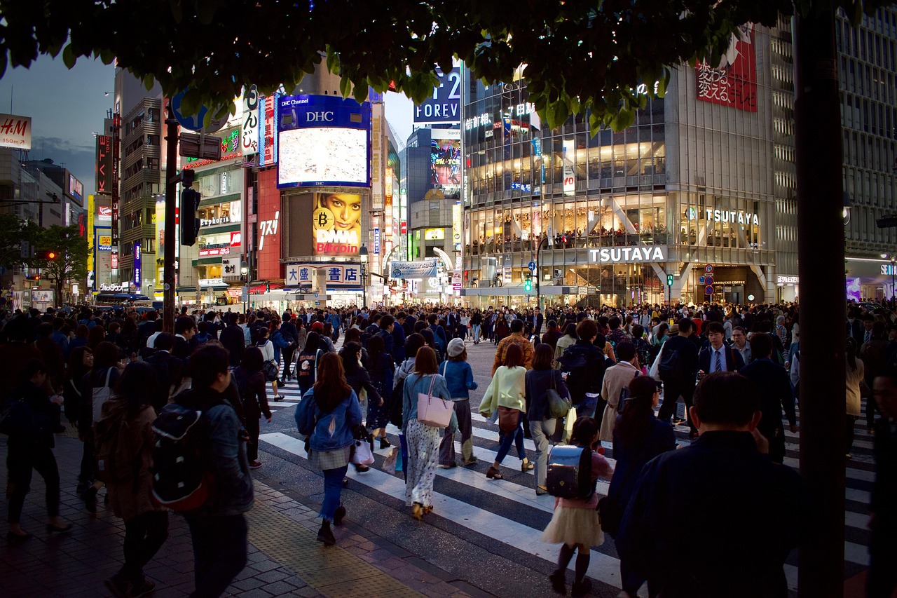 Health and wellness coaching people, crowd, street, crossing, japan, tokyo, night, lights, crowd