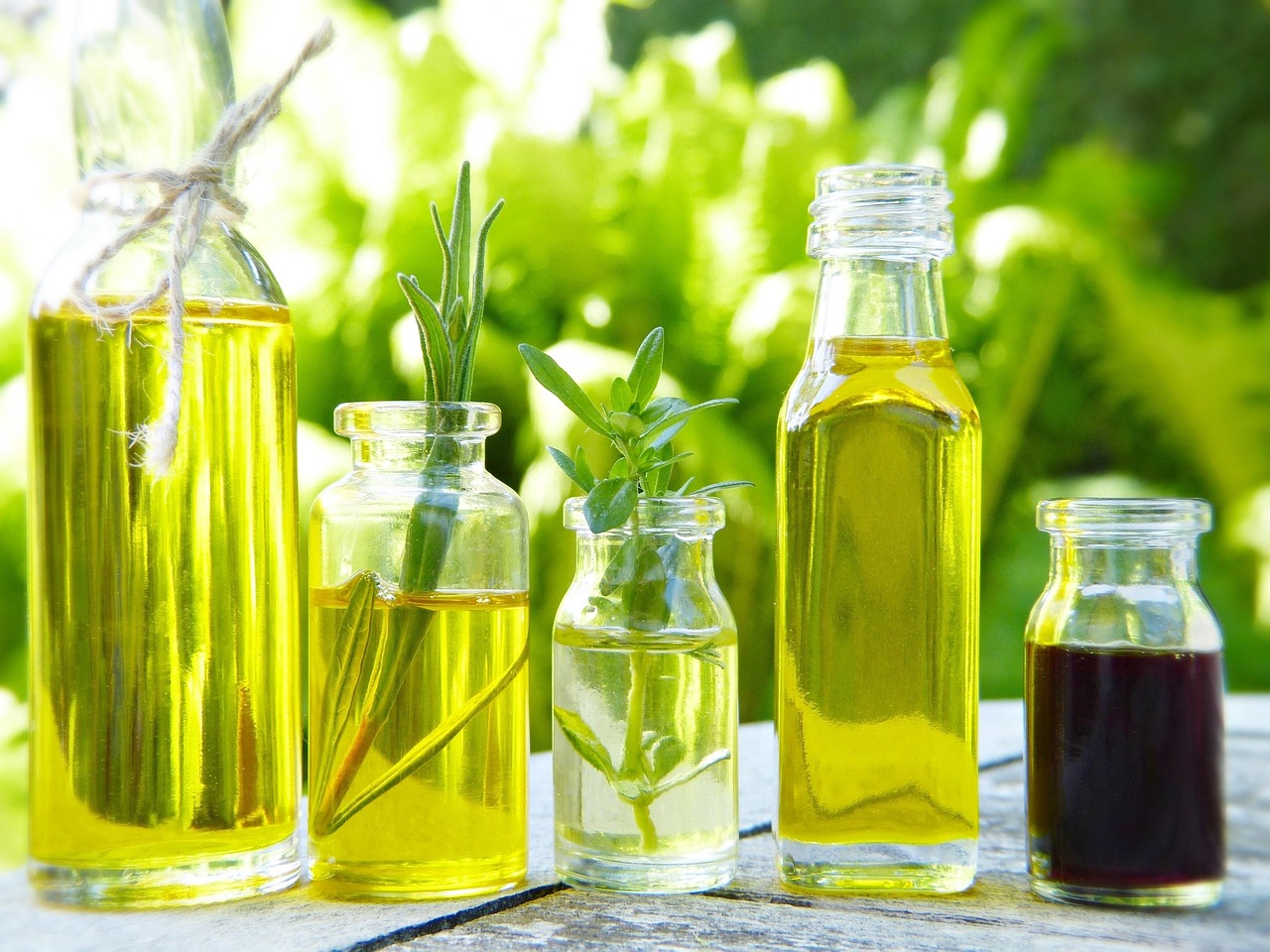 glass, bottles, oil, natural oils, almonds, herbs, herbal oils, cosmetics, essential oils, aromatherapy, thyme, rosemary, olive oil, edible oil, cook, grill, kitchen, to bake, wellness, personal hygiene, naturopathy, health, colon, detox, unsaturated fatty acids, essential oils, olive oil, edible oil, edible oil, edible oil, edible oil, edible oil